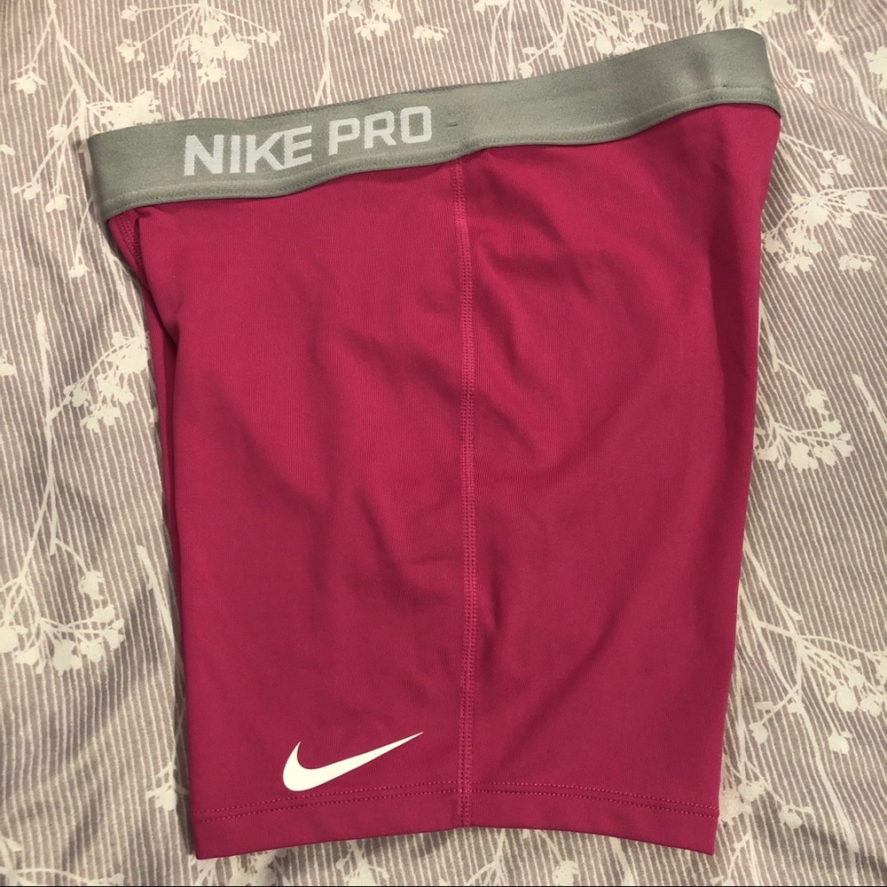 Nike Pro 5 inch Dri Fit Training Shorts Pink